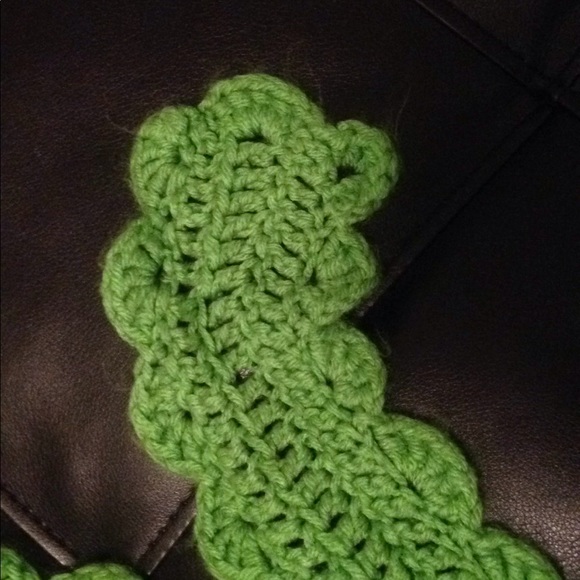 Scarves - Picture 5 of 5